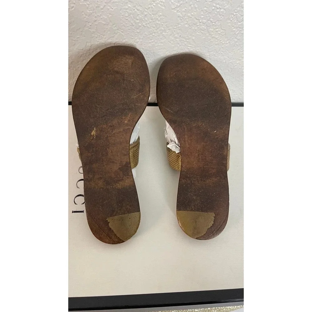 Salvatore Ferragamo Brown Tan Bronze Metallic Thong Sandals Slip On Women's 7 US